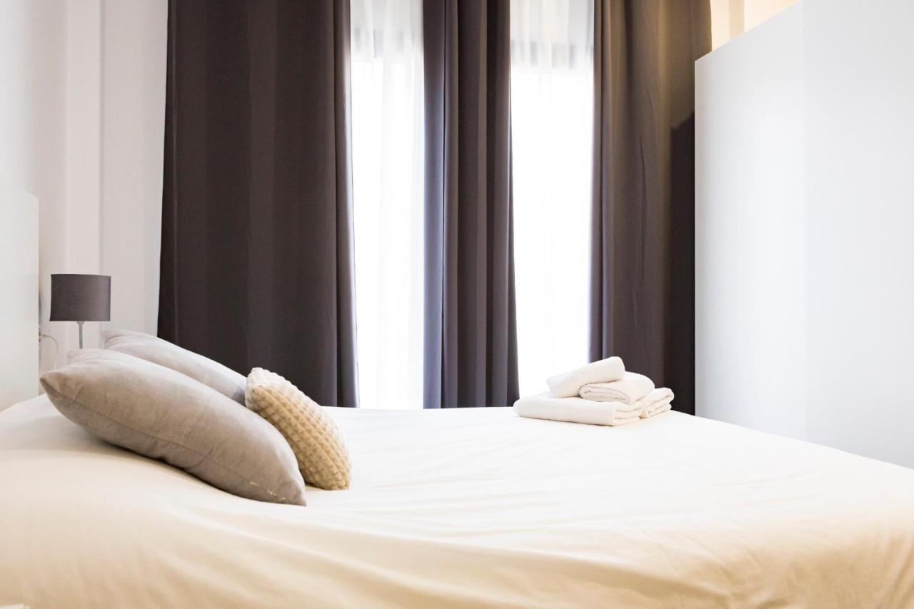 Apartamento Malaga Marmoles 3 エクステリア 写真